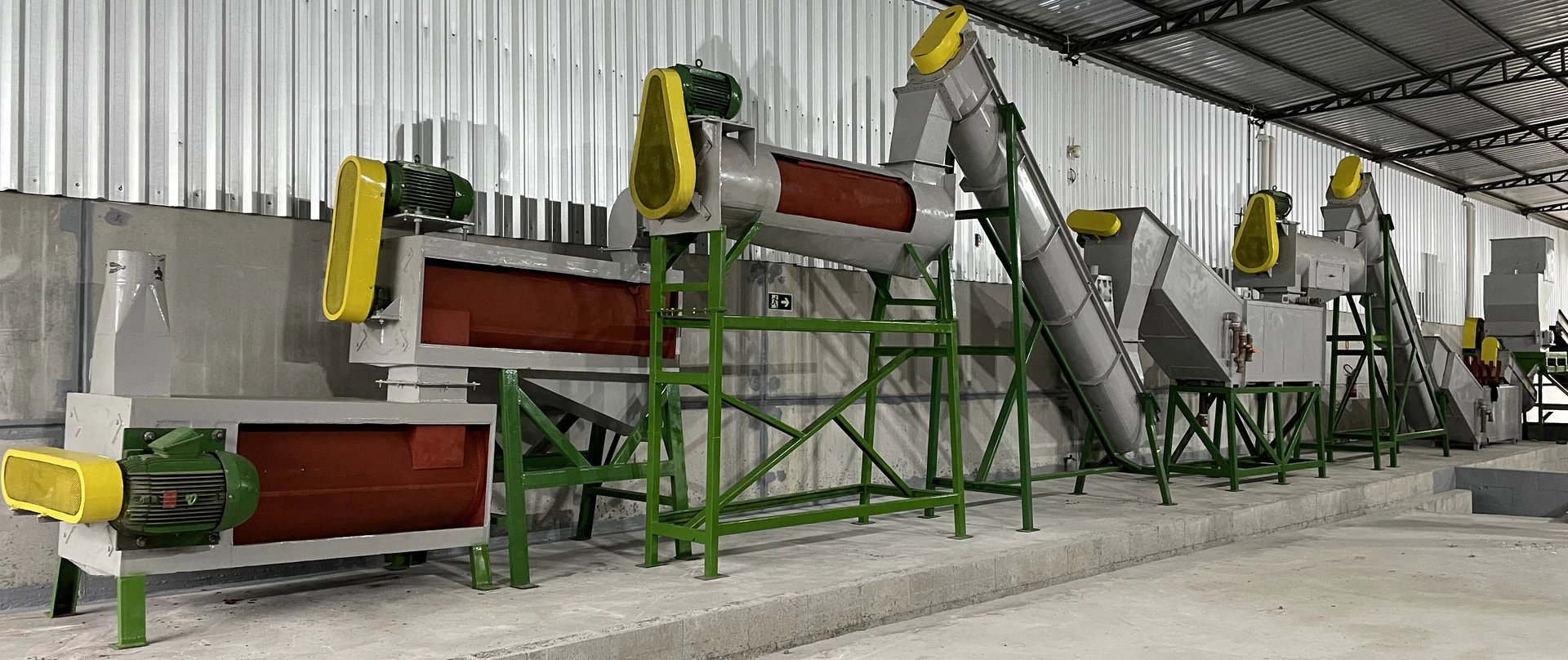 Linha de lavação instalada na pf plast