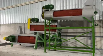 Máquinas desempenham papel em como funciona uma secadora de plástico